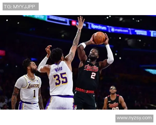 湖人对决开拓者精彩直播全程回顾与赛后分析