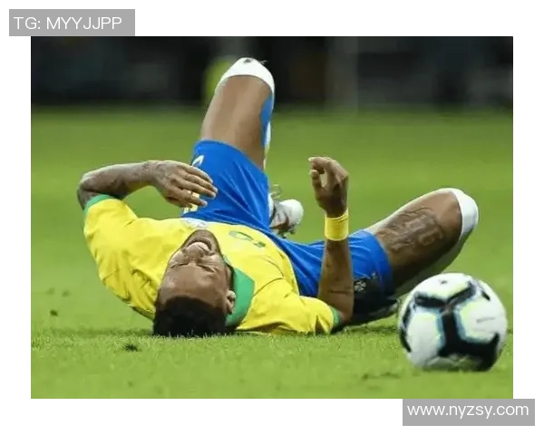 TA:卢克肖肌肉状况根本康复;他想去世界杯但球迷对此不满 TA:卢克肖肌肉状况根本康复;他想去世界杯但球迷对此不满